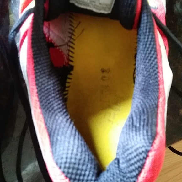 Newton Running Sir Isaac Sneaker Shoe 11.5 Red Silver Yellow - Picture 7 of 15